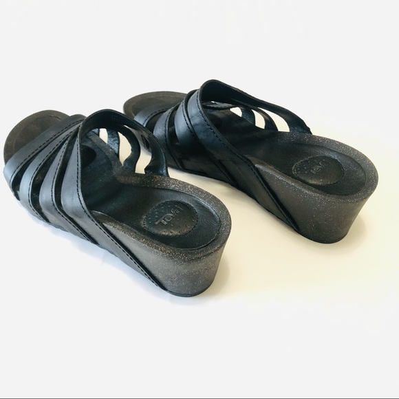 Teva Ysidro Black Slide Wedge Sandals - Women’s 9 - Picture 4 of 5